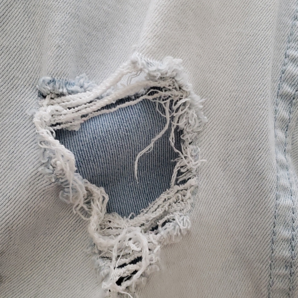 Ripped Jeans bundle 💖🙈 - Picture 4 of 10